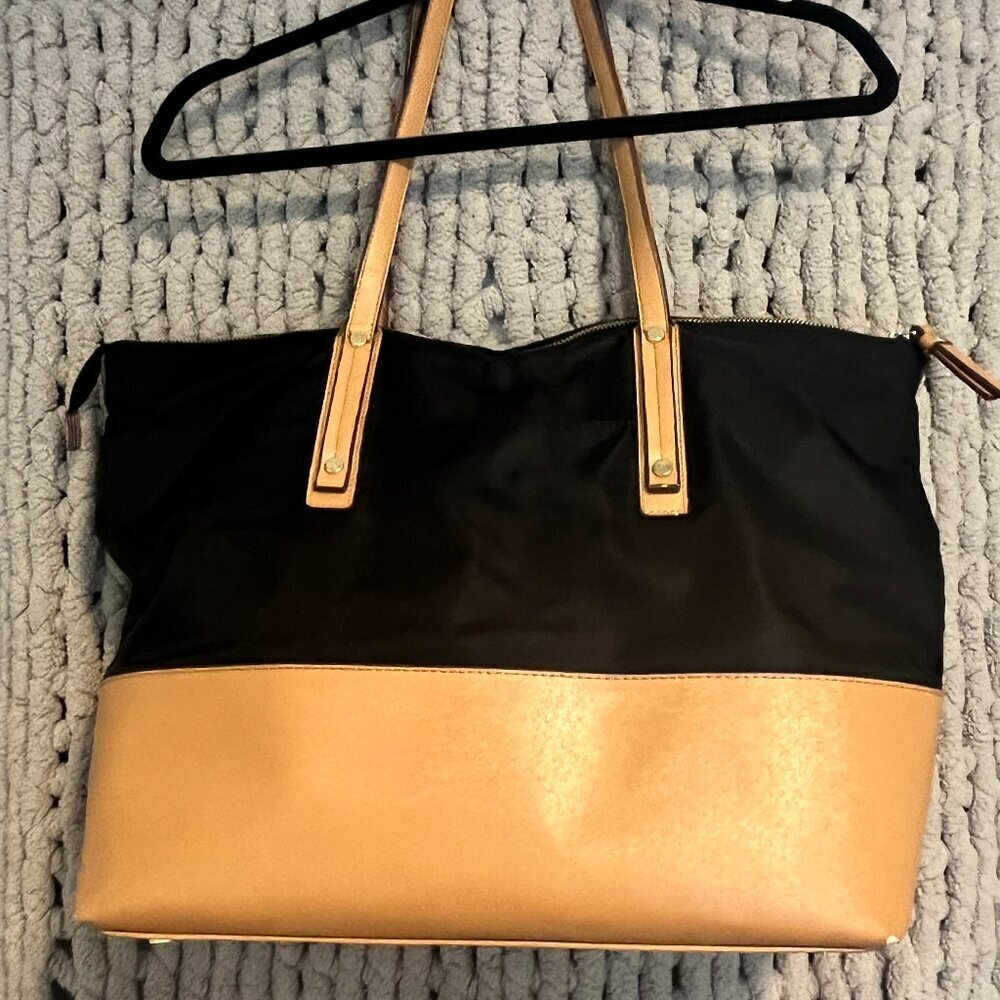 Tutilo Black with Tan Trim New York Travel Tote Bag Work & Weekend - Picture 3 of 16